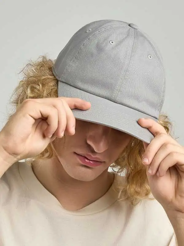 Caps & headgear - Image 4