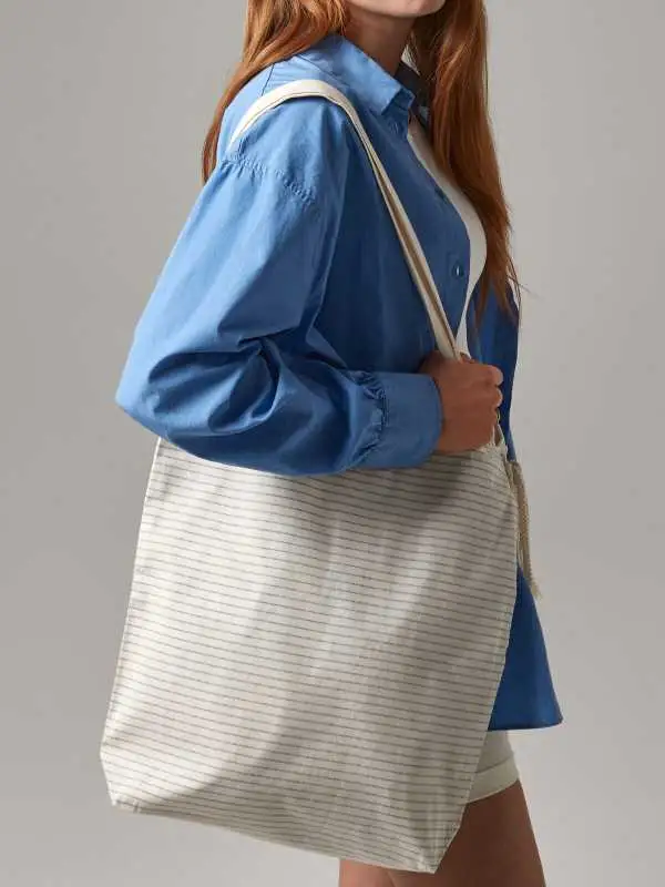Bags & Shoppers - Image 13